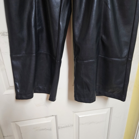 Marc Joseph Women's Black Leather Pants - Picture 5 of 6